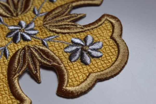 photo_120@28-02-2025_09-26-41 Byzantine 5-Flower & 12-Petal Cross Applique
